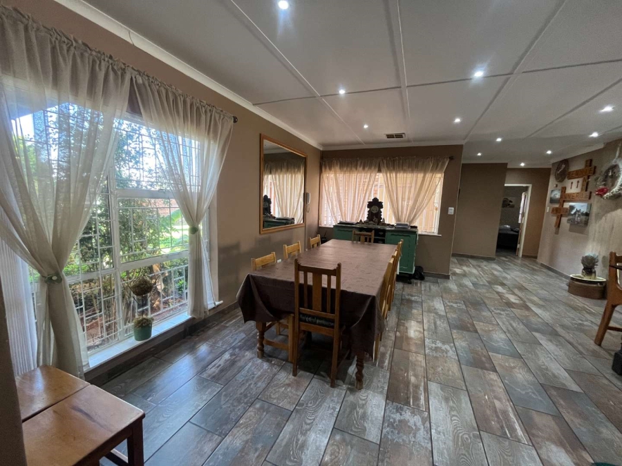 5 Bedroom Property for Sale in Blydeville Northern Cape